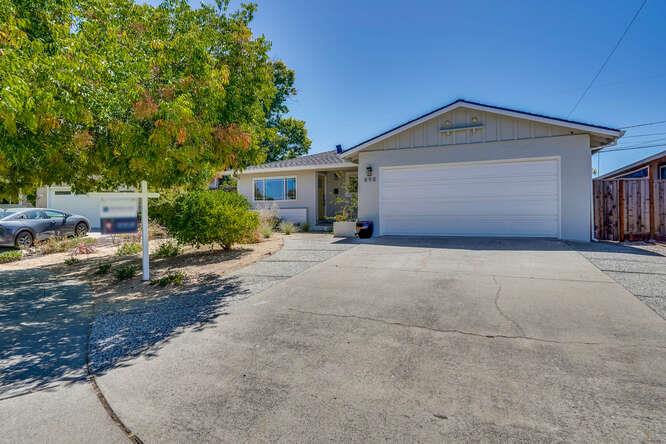 Detail Gallery Image 2 of 66 For 898 La Plata Plz, Campbell,  CA 95008 - 3 Beds | 2 Baths