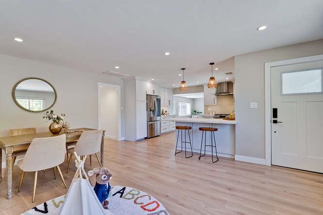 Detail Gallery Image 8 of 66 For 898 La Plata Plz, Campbell,  CA 95008 - 3 Beds | 2 Baths