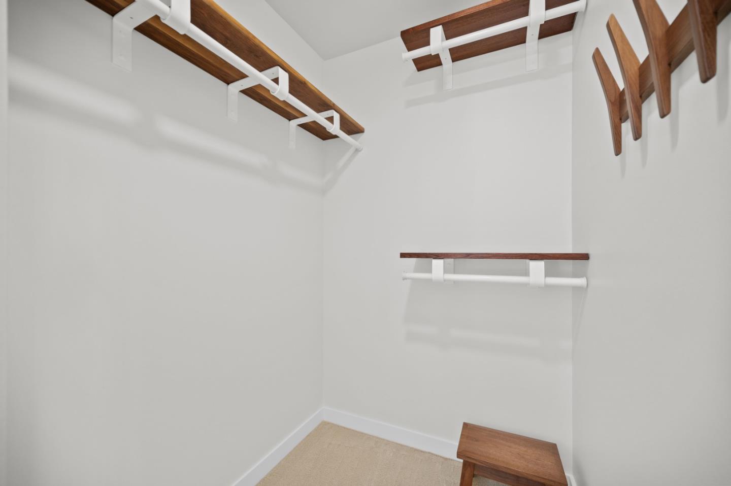 Detail Gallery Image 12 of 24 For 316 Stonegate Cir, San Jose,  CA 95110 - 1 Beds | 1 Baths