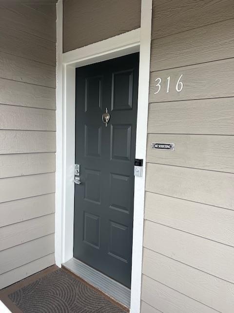 Detail Gallery Image 4 of 24 For 316 Stonegate Cir, San Jose,  CA 95110 - 1 Beds | 1 Baths