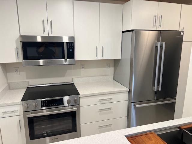 Detail Gallery Image 8 of 24 For 316 Stonegate Cir, San Jose,  CA 95110 - 1 Beds | 1 Baths