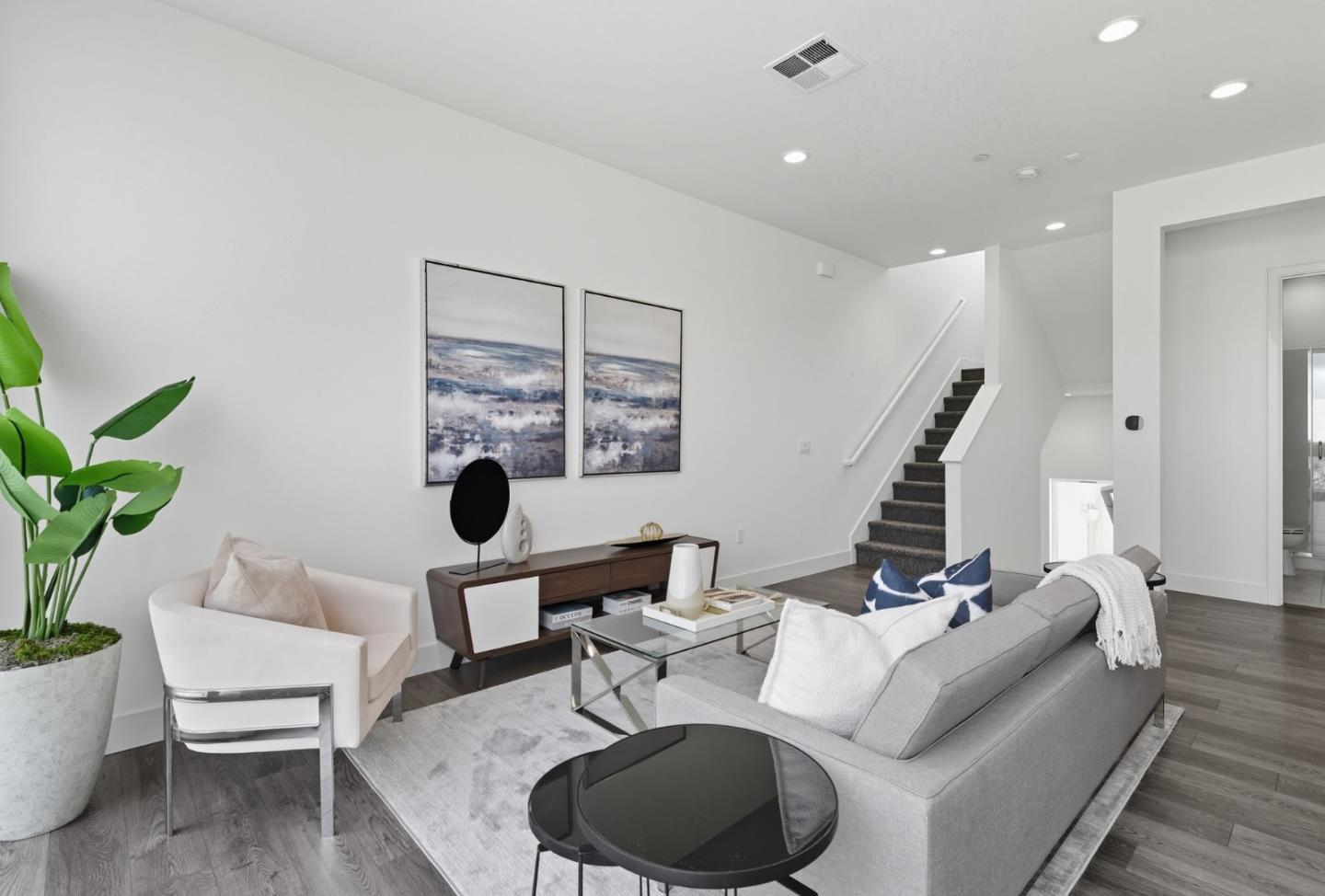 Detail Gallery Image 18 of 45 For 142 Coronado Ave, Alameda,  CA 94501 - 4 Beds | 4 Baths