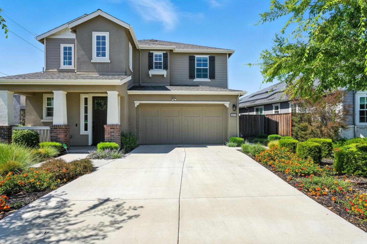 Detail Gallery Image 3 of 34 For 5879 Caleb Ct, Newark,  CA 94560 - 4 Beds | 3/1 Baths