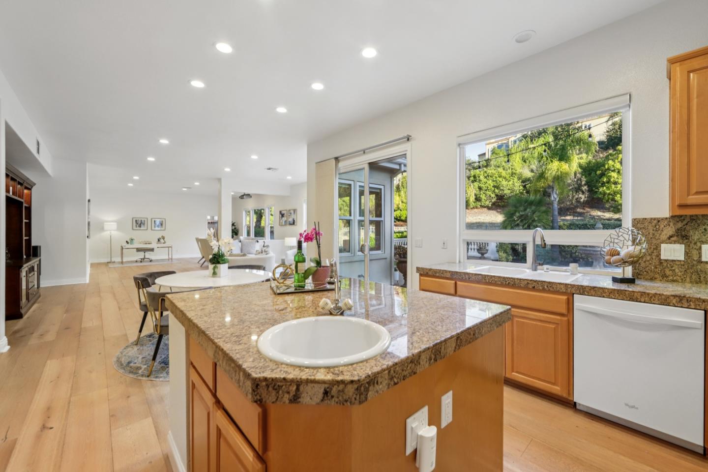 Detail Gallery Image 15 of 80 For 5678 Algonquin Way, San Jose,  CA 95138 - 4 Beds | 5/1 Baths