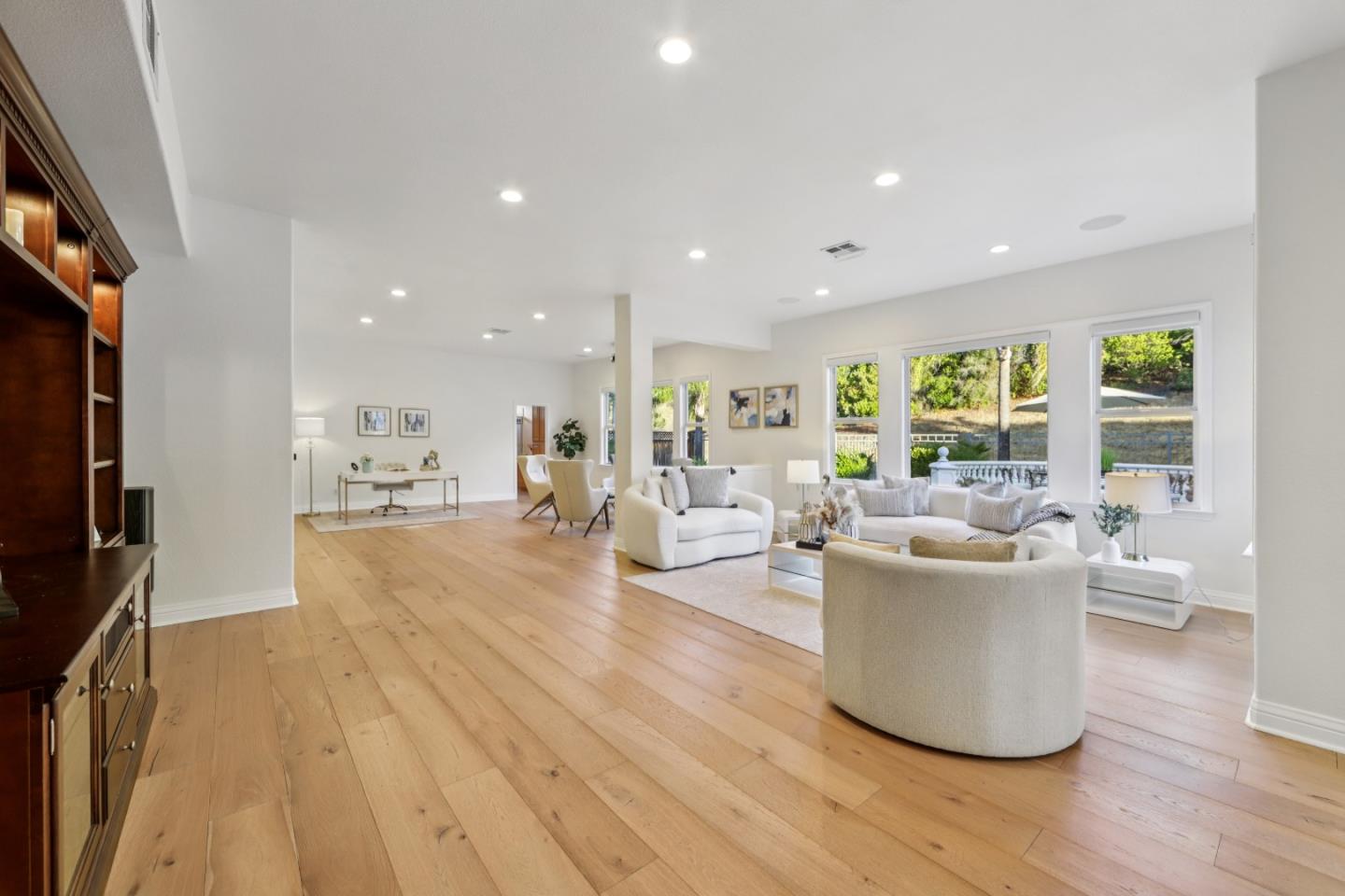 Detail Gallery Image 18 of 80 For 5678 Algonquin Way, San Jose,  CA 95138 - 4 Beds | 5/1 Baths