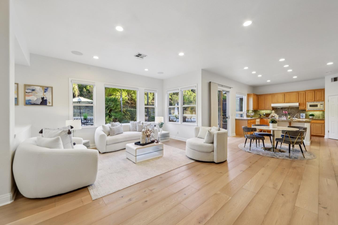 Detail Gallery Image 19 of 80 For 5678 Algonquin Way, San Jose,  CA 95138 - 4 Beds | 5/1 Baths