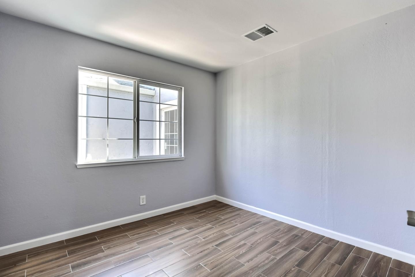 Detail Gallery Image 14 of 20 For 1165 Camano Ct, San Jose,  CA 95122 - 4 Beds | 2 Baths