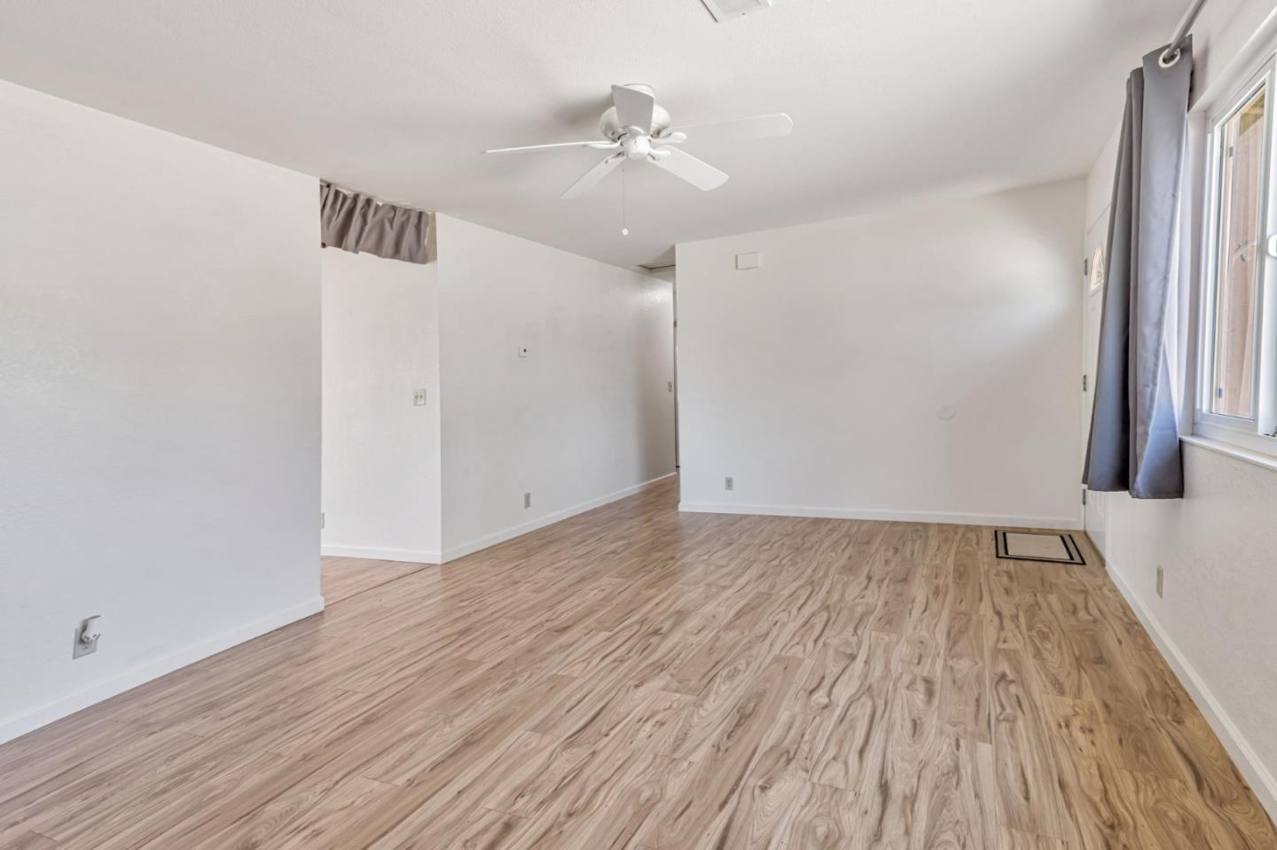 Detail Gallery Image 9 of 39 For 17061 Teak Ct, Morgan Hill,  CA 95037 - 4 Beds | 2 Baths