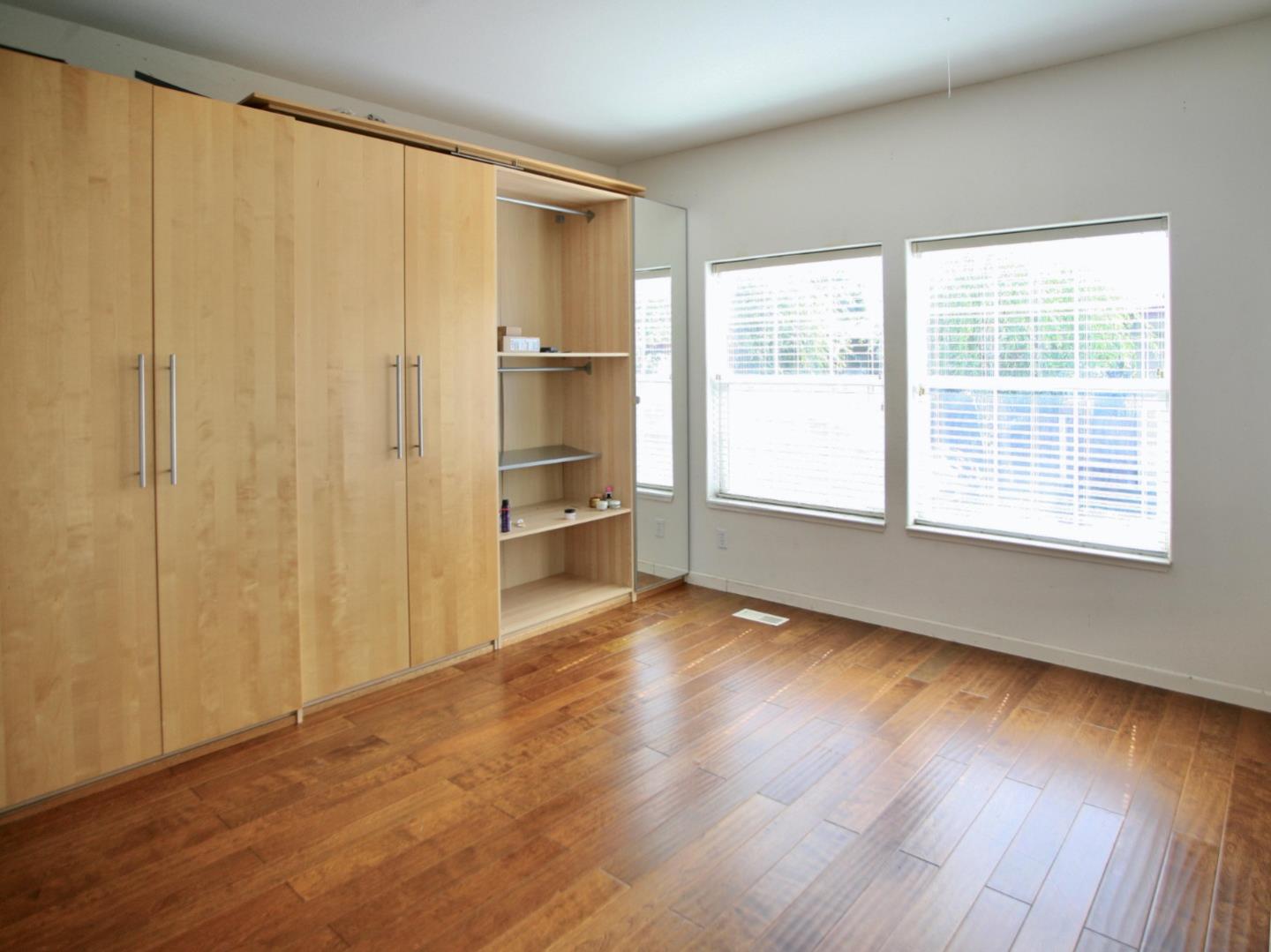 Detail Gallery Image 26 of 42 For 427 Shorewood Ln #427,  San Jose,  CA 95134 - 4 Beds | 3 Baths