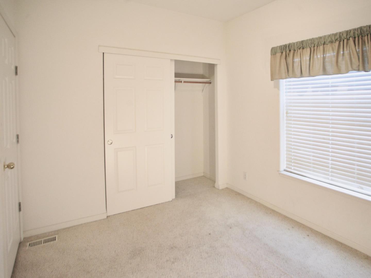 Detail Gallery Image 31 of 42 For 427 Shorewood Ln #427,  San Jose,  CA 95134 - 4 Beds | 3 Baths