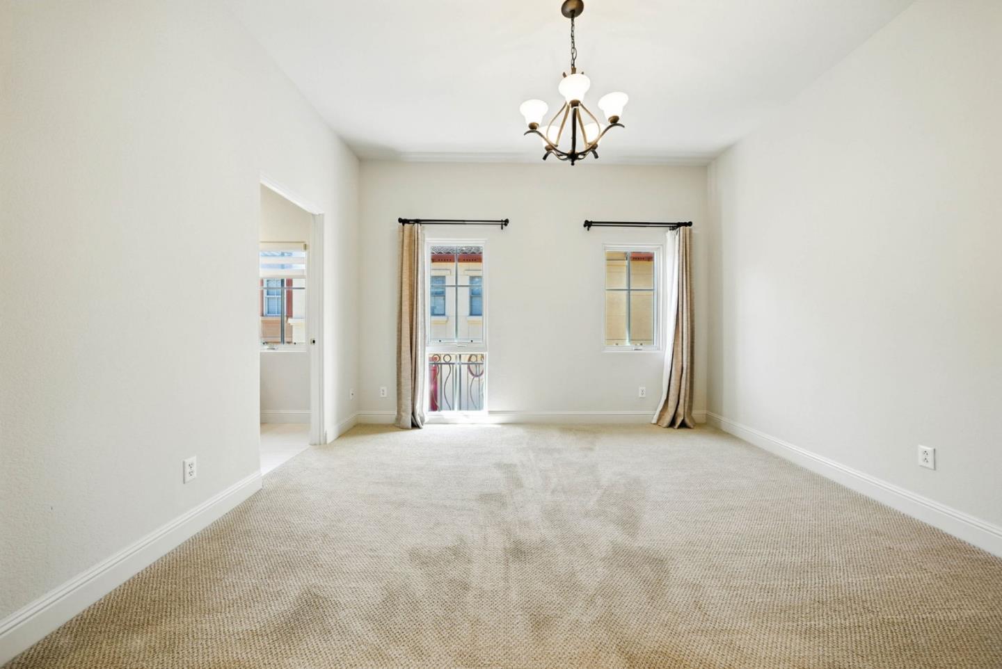 Detail Gallery Image 31 of 47 For 484 Gabilan St, Los Altos,  CA 94022 - 3 Beds | 2/1 Baths