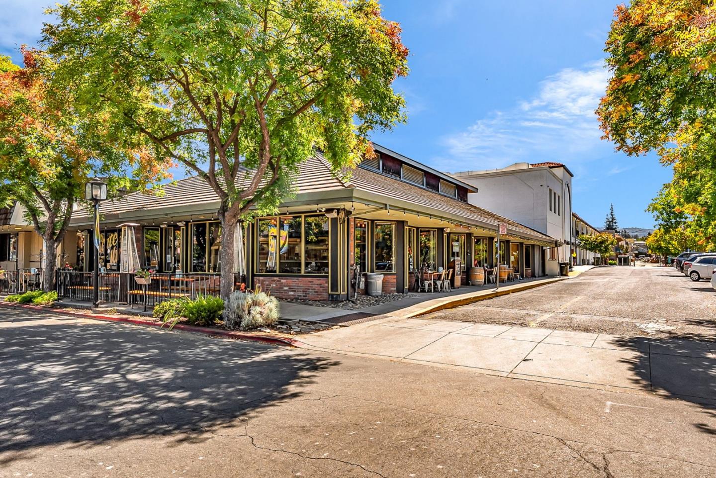 Detail Gallery Image 47 of 47 For 484 Gabilan St, Los Altos,  CA 94022 - 3 Beds | 2/1 Baths