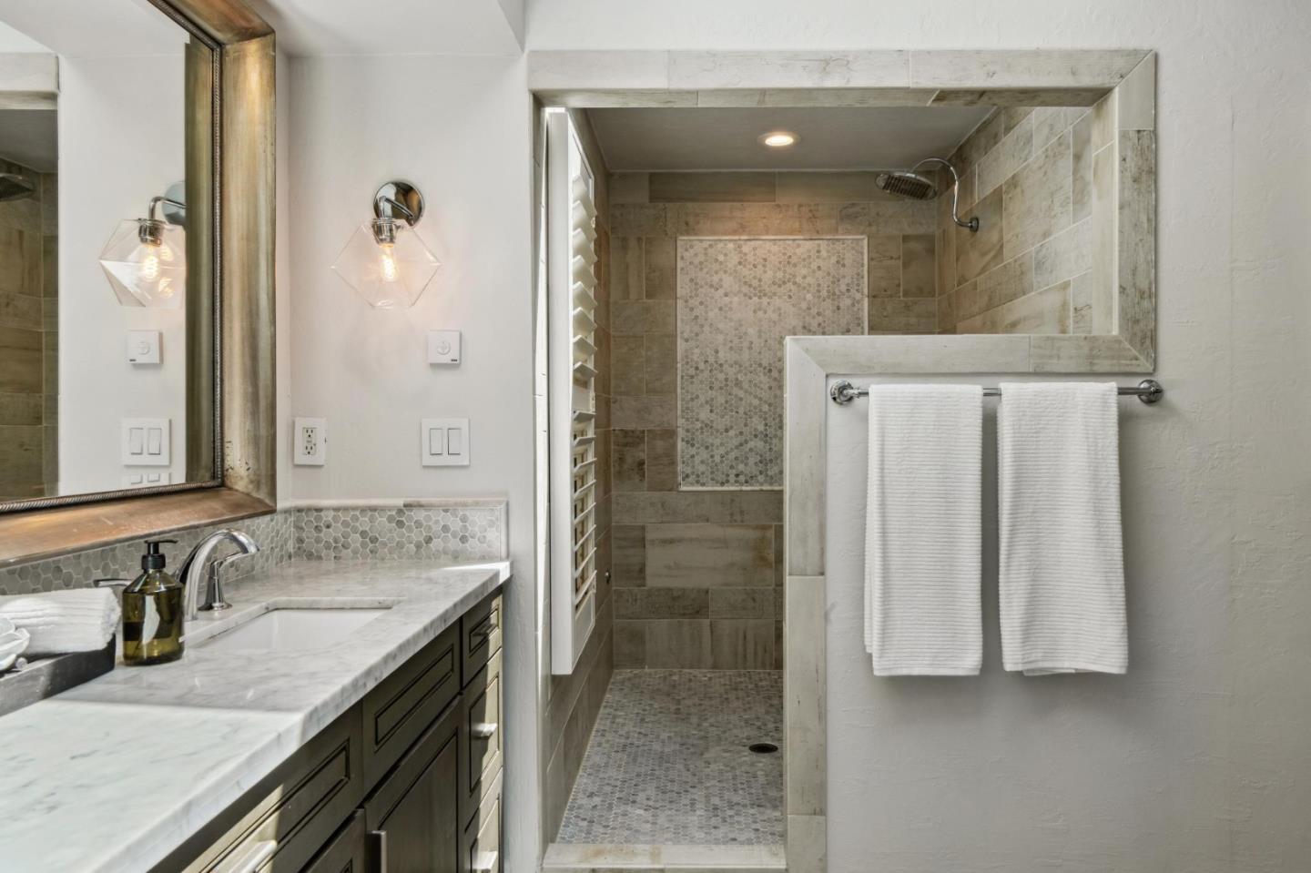 Detail Gallery Image 19 of 85 For 2360 Holly Oak Dr, Danville,  CA 94506 - 4 Beds | 3/1 Baths