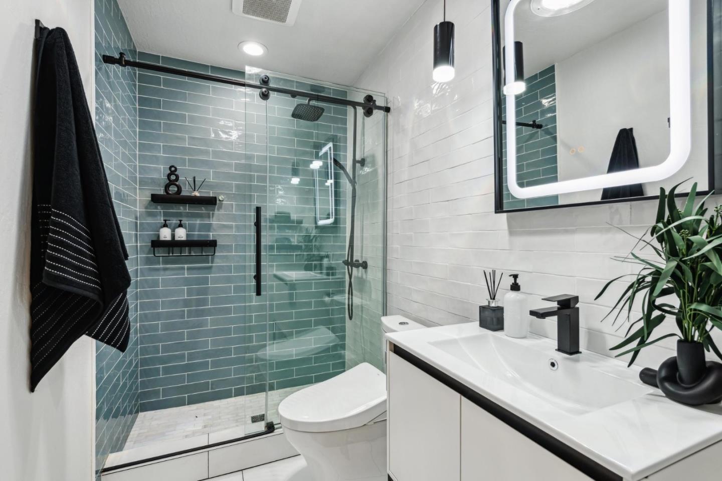 Detail Gallery Image 22 of 85 For 2360 Holly Oak Dr, Danville,  CA 94506 - 4 Beds | 3/1 Baths
