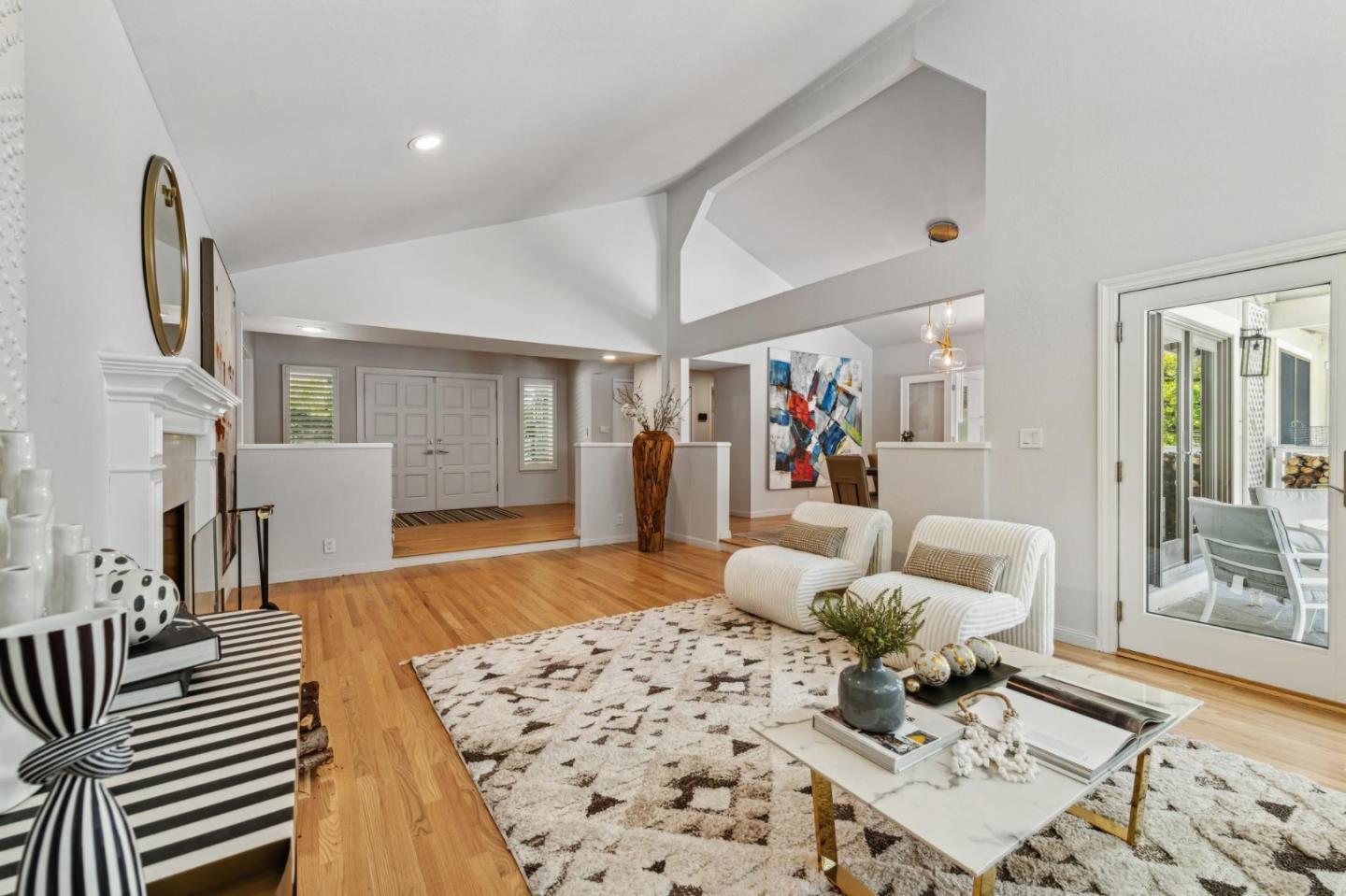 Detail Gallery Image 4 of 85 For 2360 Holly Oak Dr, Danville,  CA 94506 - 4 Beds | 3/1 Baths