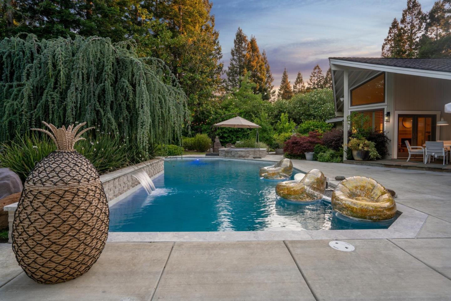Detail Gallery Image 40 of 85 For 2360 Holly Oak Dr, Danville,  CA 94506 - 4 Beds | 3/1 Baths