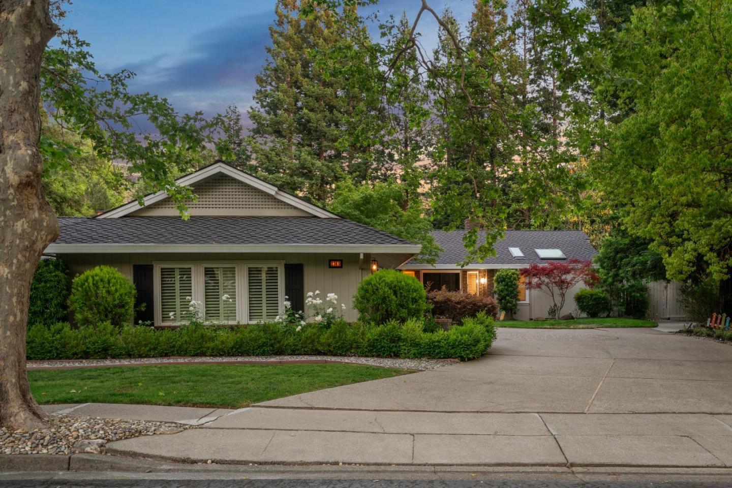 Detail Gallery Image 55 of 85 For 2360 Holly Oak Dr, Danville,  CA 94506 - 4 Beds | 3/1 Baths