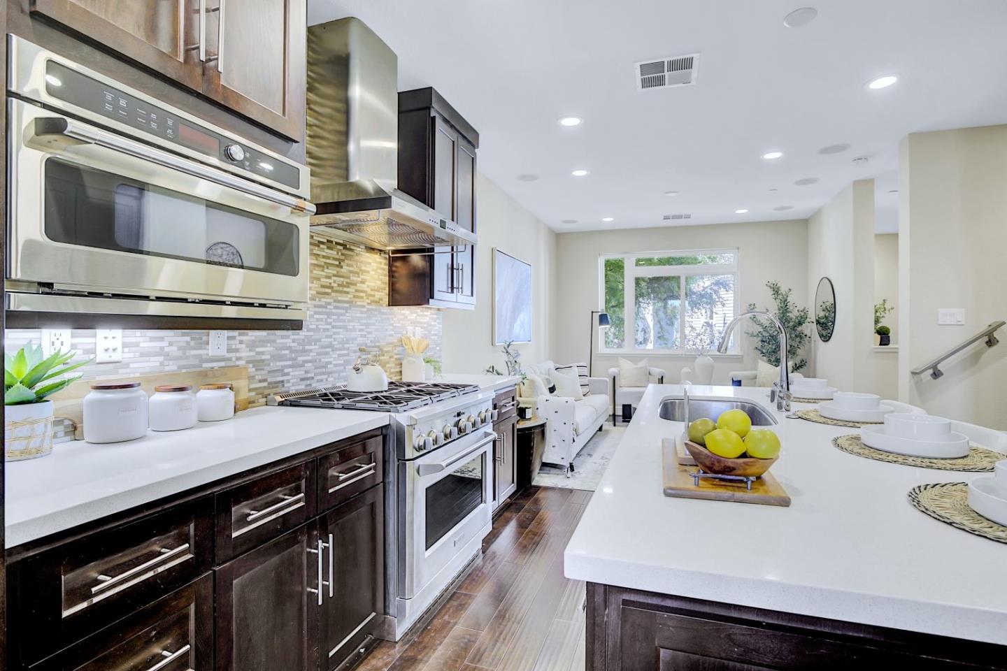 Detail Gallery Image 12 of 73 For 3044 Mawing Rd, San Mateo,  CA 94403 - 4 Beds | 4 Baths