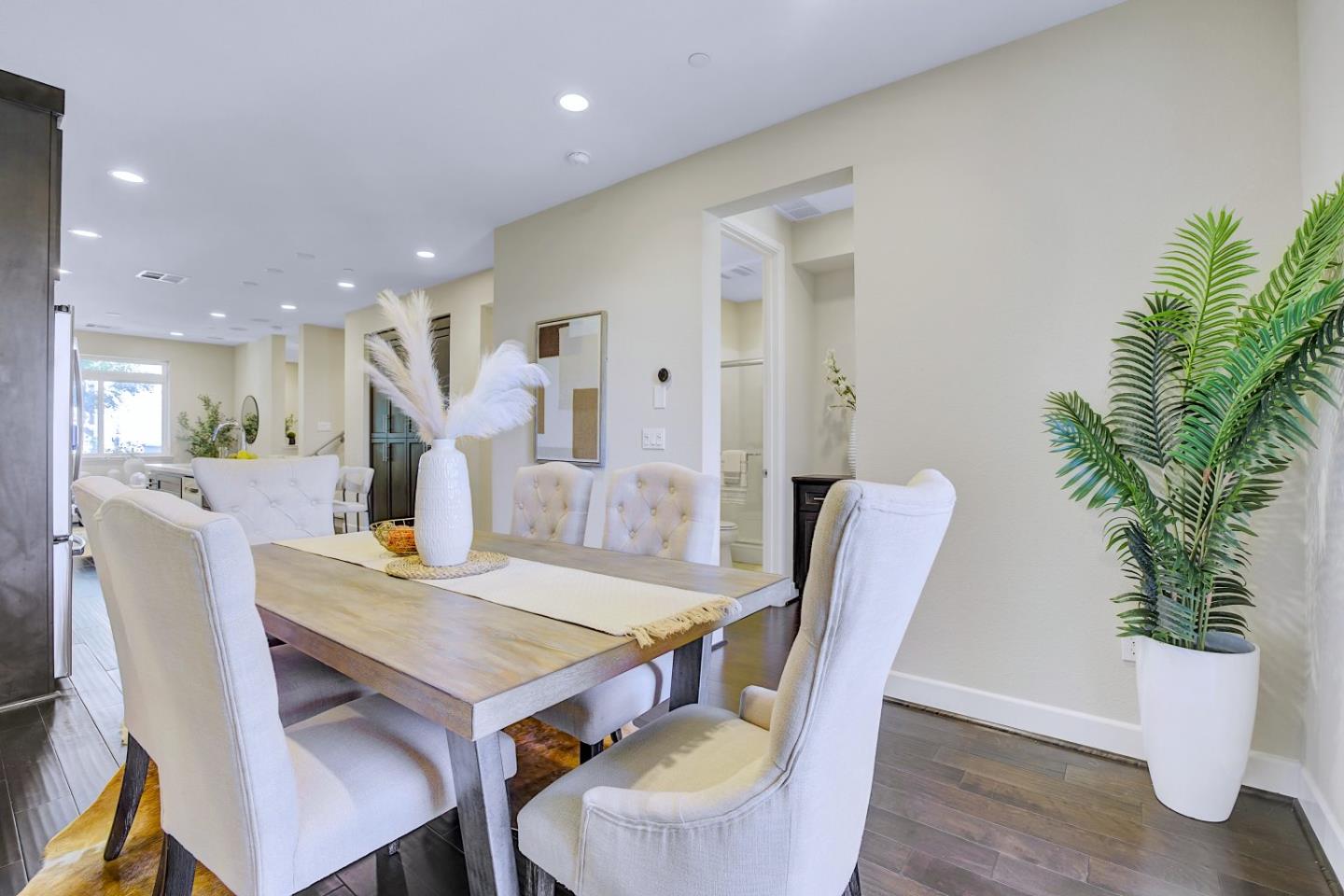 Detail Gallery Image 15 of 73 For 3044 Mawing Rd, San Mateo,  CA 94403 - 4 Beds | 4 Baths