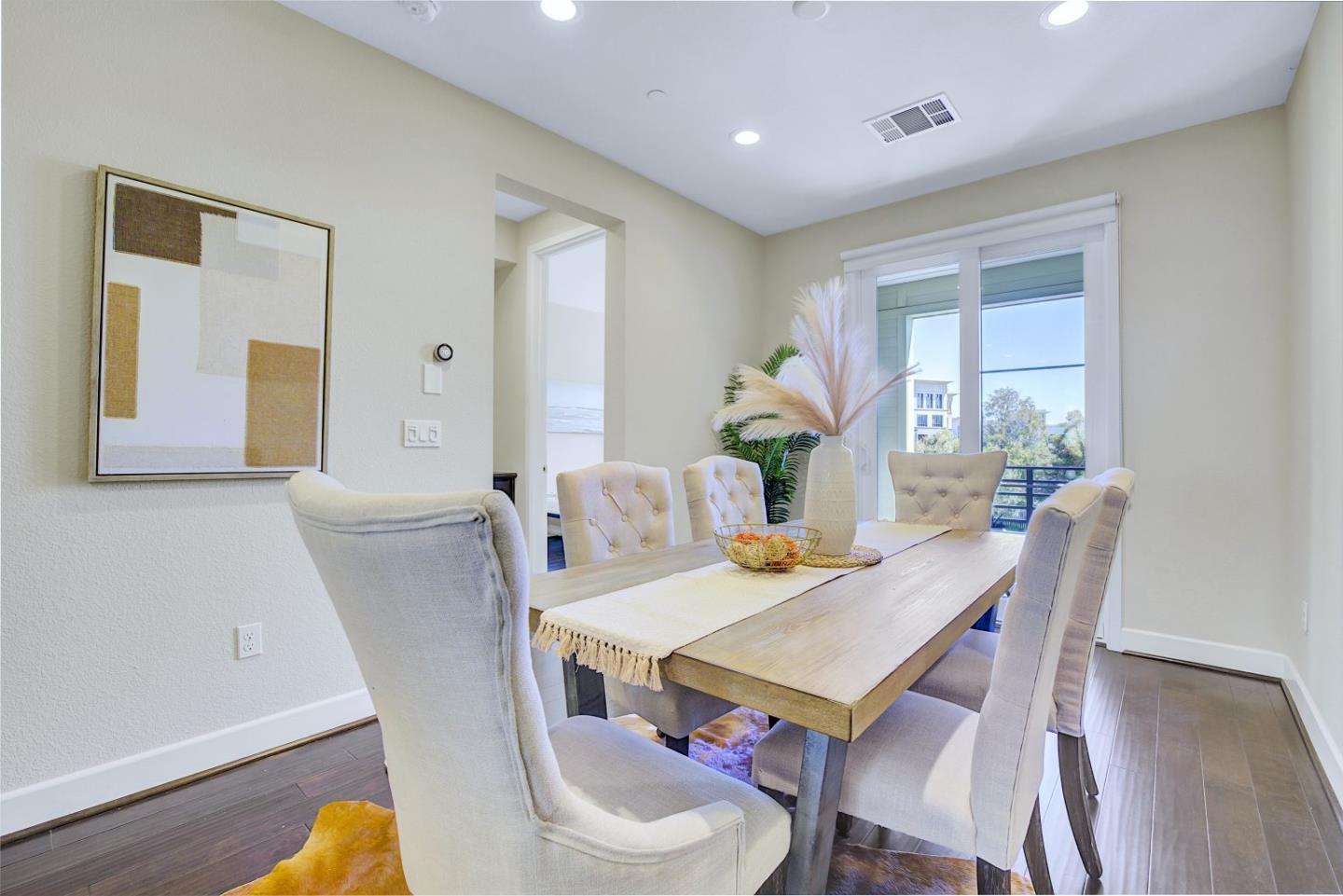 Detail Gallery Image 17 of 73 For 3044 Mawing Rd, San Mateo,  CA 94403 - 4 Beds | 4 Baths