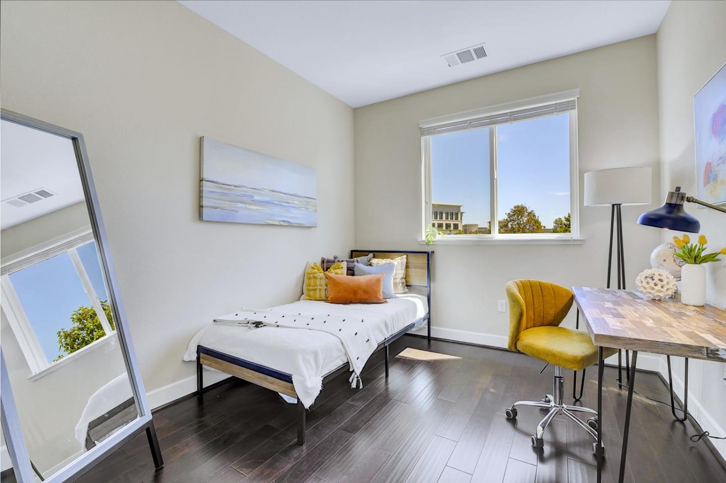 Detail Gallery Image 22 of 73 For 3044 Mawing Rd, San Mateo,  CA 94403 - 4 Beds | 4 Baths