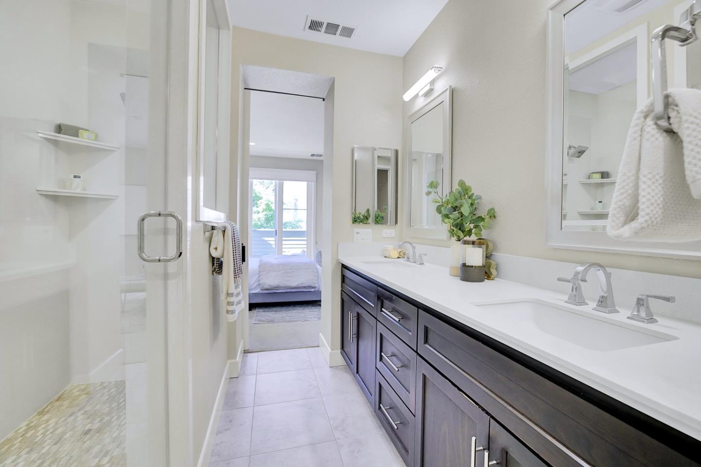 Detail Gallery Image 30 of 73 For 3044 Mawing Rd, San Mateo,  CA 94403 - 4 Beds | 4 Baths