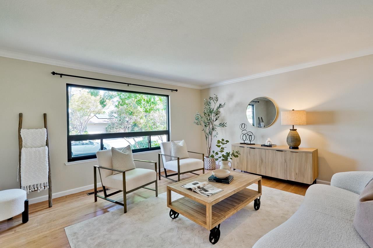 Detail Gallery Image 3 of 28 For 856 Jasmine Dr, Sunnyvale,  CA 94086 - 5 Beds | 2/1 Baths