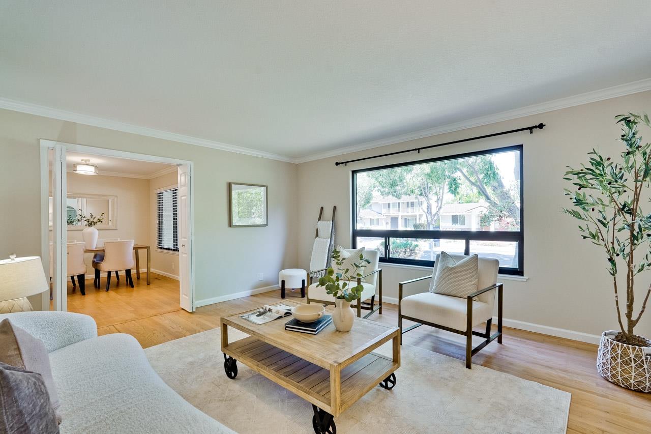 Detail Gallery Image 7 of 28 For 856 Jasmine Dr, Sunnyvale,  CA 94086 - 5 Beds | 2/1 Baths