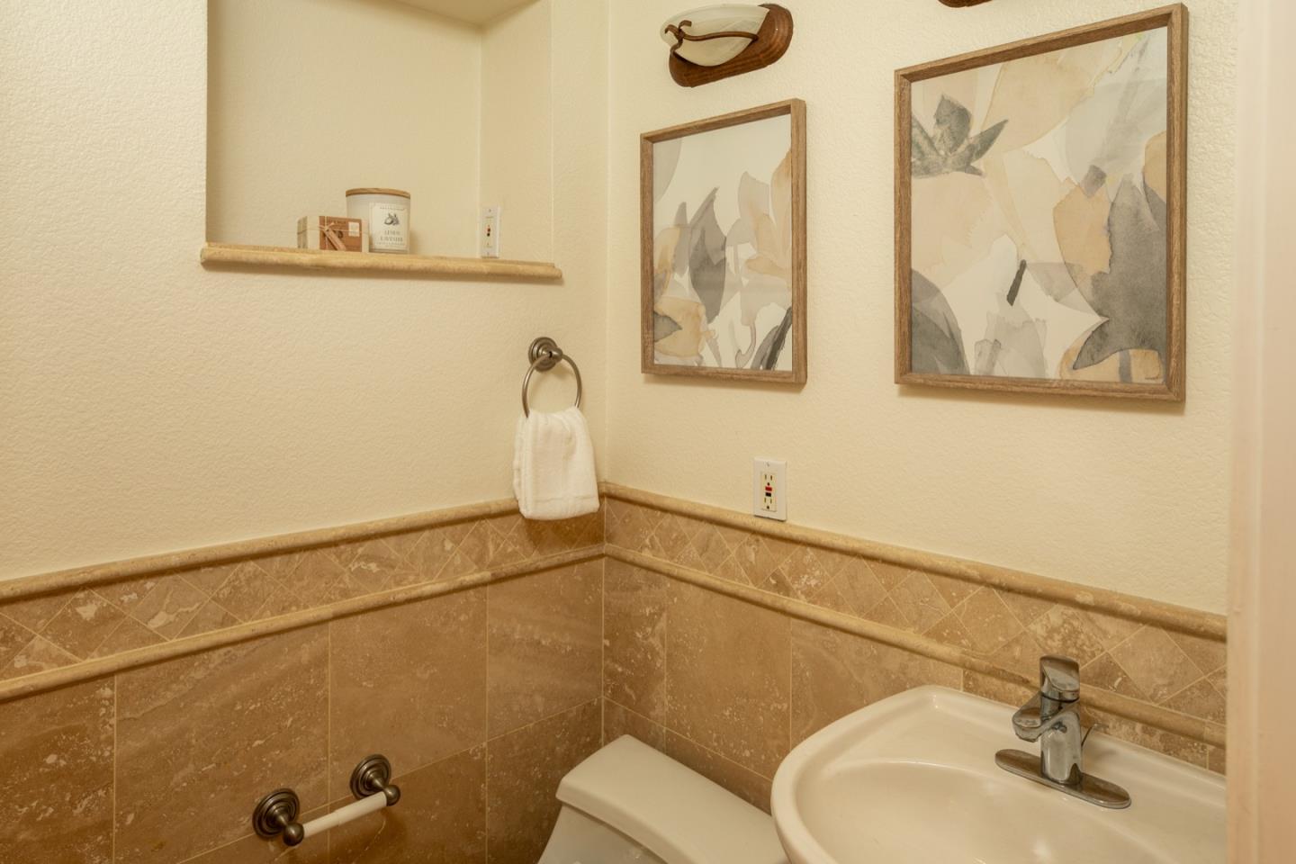 Detail Gallery Image 17 of 22 For 660 Palo Alto Ave, Palo Alto,  CA 94301 - 3 Beds | 2 Baths