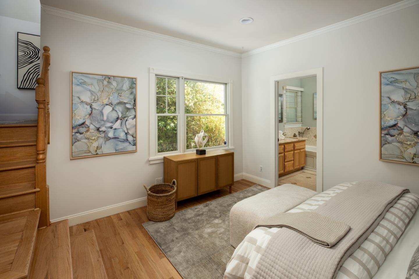 Detail Gallery Image 9 of 22 For 660 Palo Alto Ave, Palo Alto,  CA 94301 - 3 Beds | 2 Baths