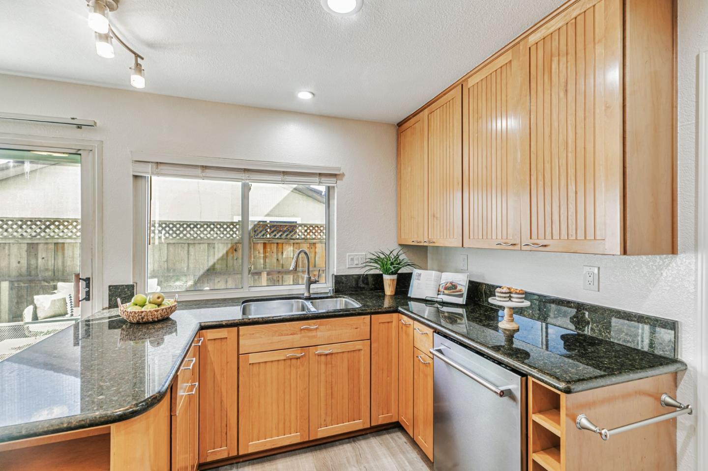 Detail Gallery Image 13 of 36 For 1344 Cabrillo Ave, San Jose,  CA 95132 - 3 Beds | 2 Baths