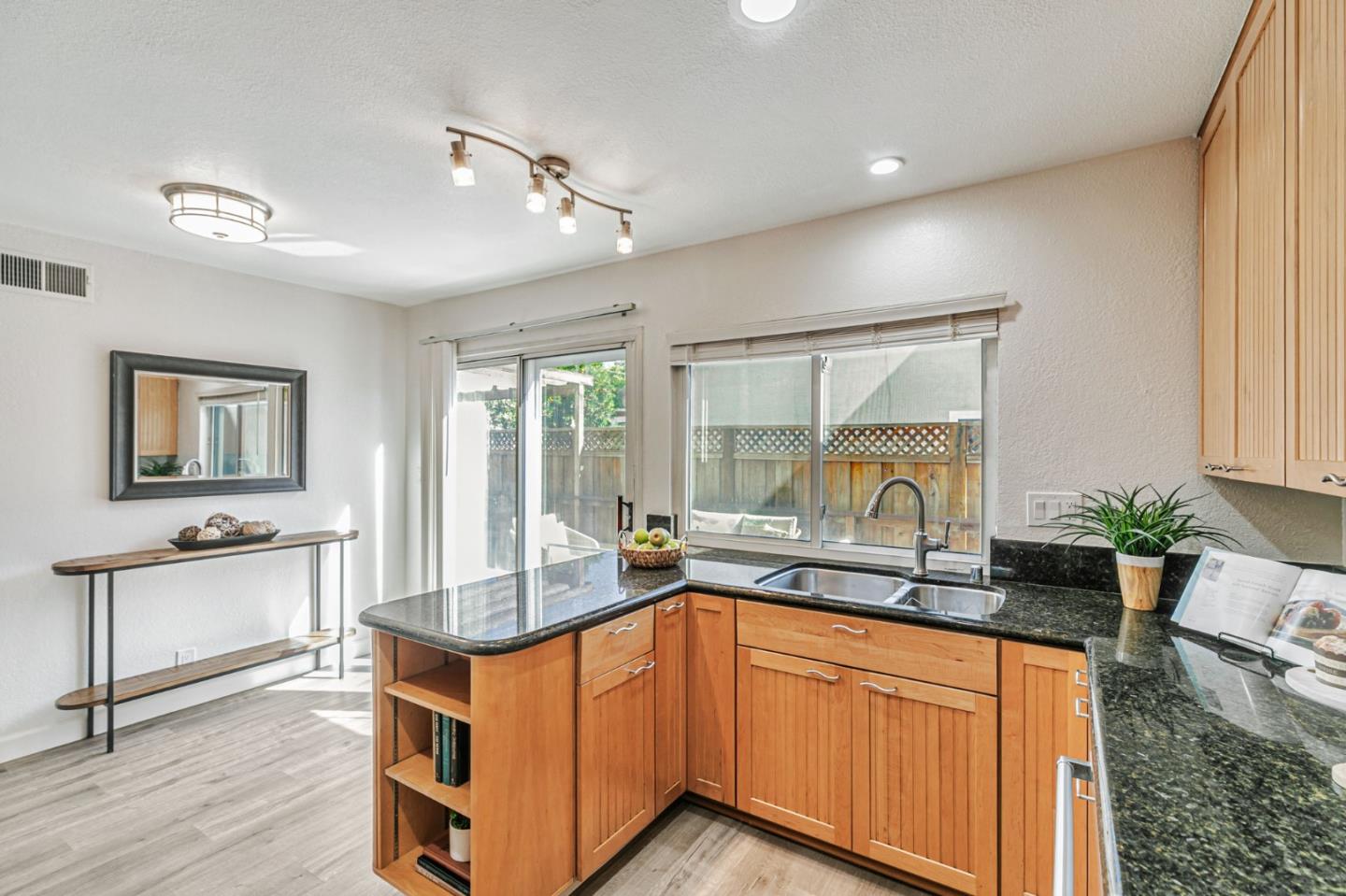 Detail Gallery Image 14 of 36 For 1344 Cabrillo Ave, San Jose,  CA 95132 - 3 Beds | 2 Baths