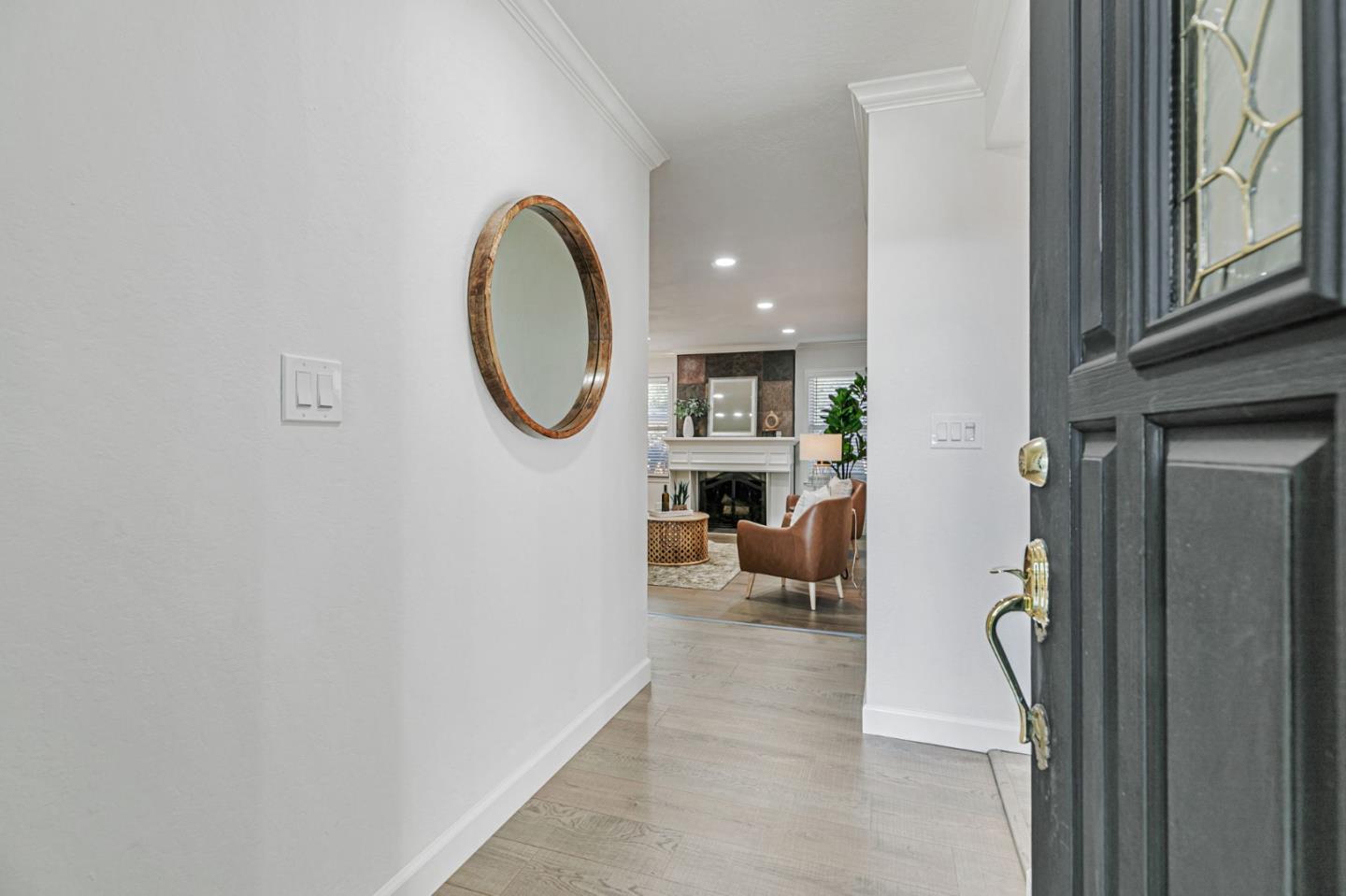 Detail Gallery Image 4 of 36 For 1344 Cabrillo Ave, San Jose,  CA 95132 - 3 Beds | 2 Baths