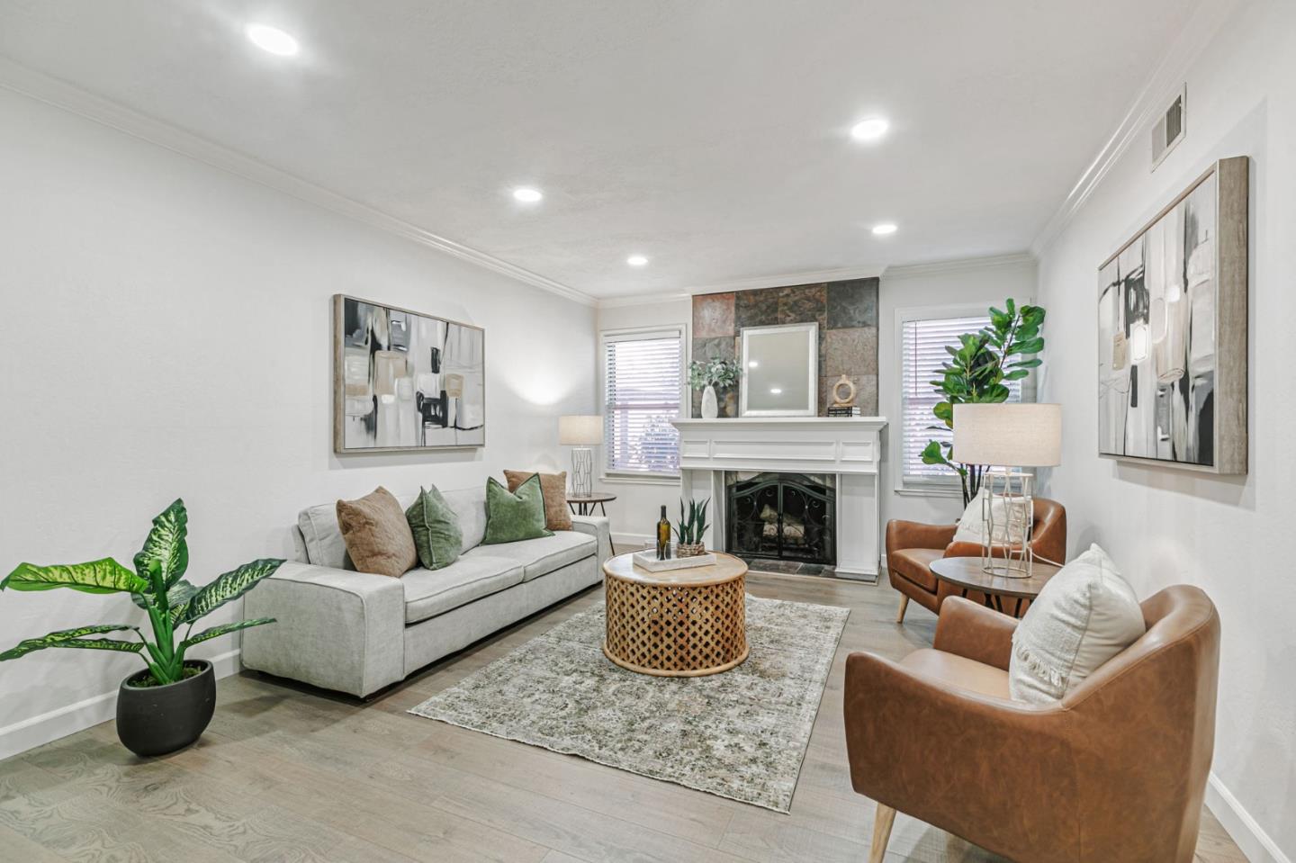 Detail Gallery Image 6 of 36 For 1344 Cabrillo Ave, San Jose,  CA 95132 - 3 Beds | 2 Baths