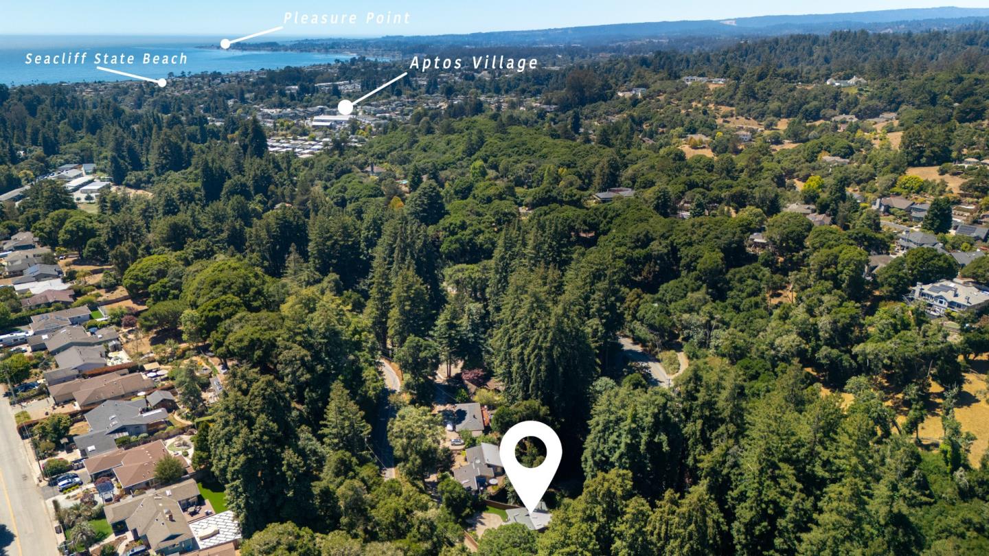 Detail Gallery Image 2 of 50 For 321 Valencia Rd, Aptos,  CA 95003 - 4 Beds | 2 Baths