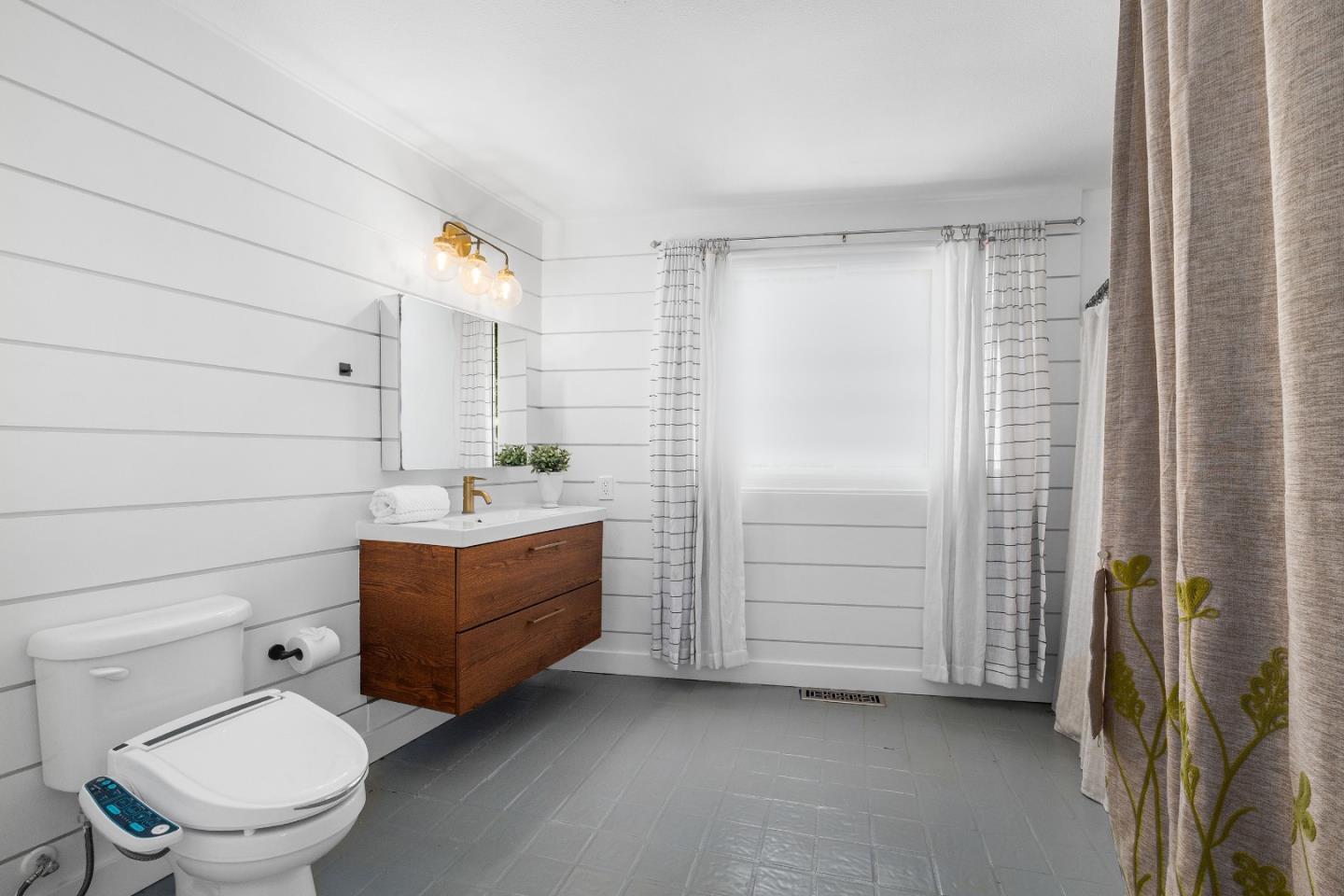 Detail Gallery Image 31 of 50 For 321 Valencia Rd, Aptos,  CA 95003 - 4 Beds | 2 Baths