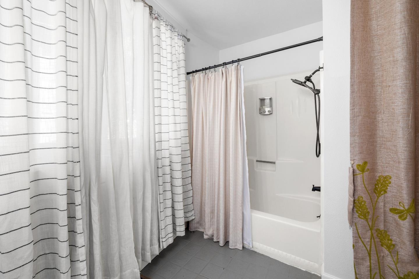 Detail Gallery Image 33 of 50 For 321 Valencia Rd, Aptos,  CA 95003 - 4 Beds | 2 Baths