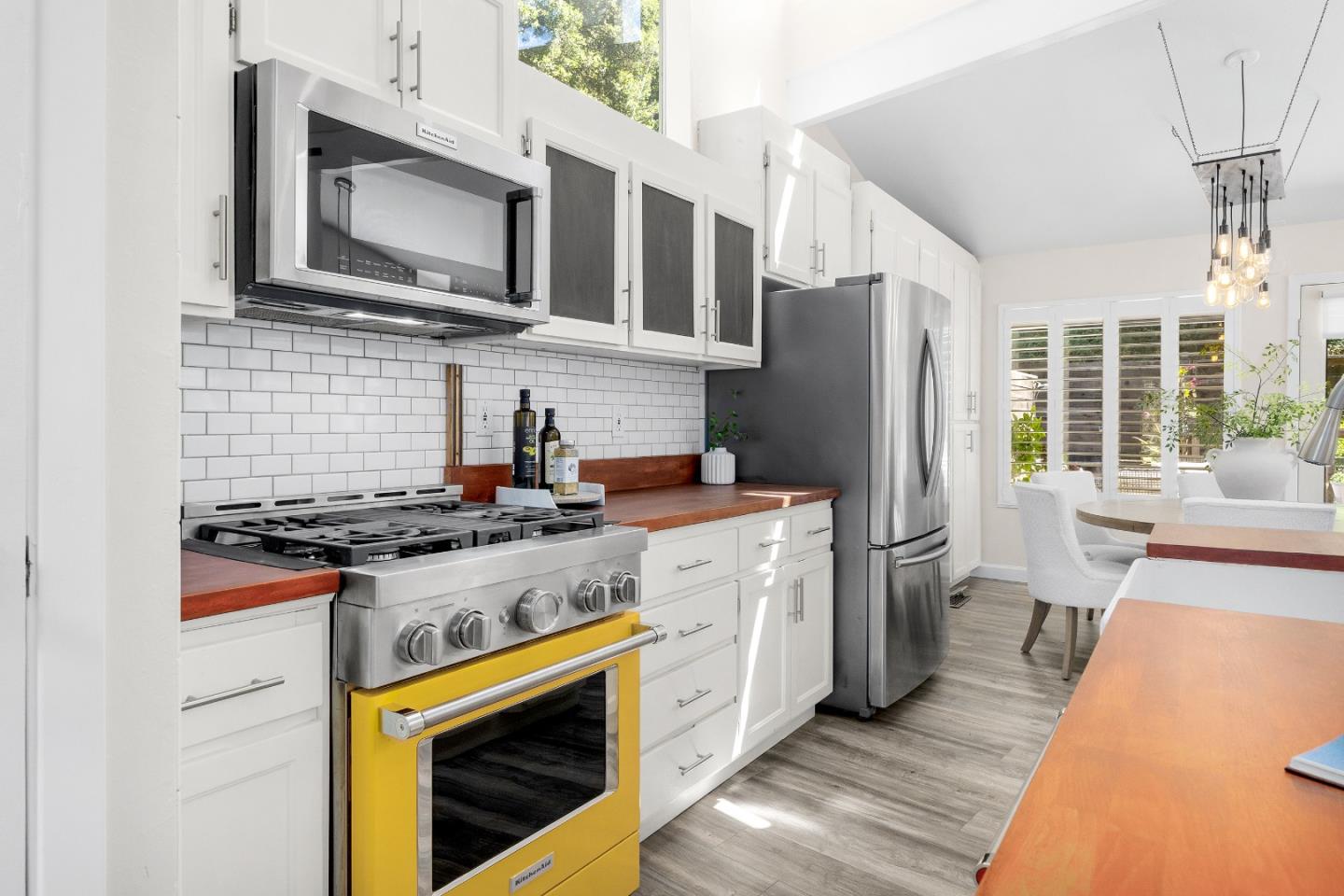 Detail Gallery Image 8 of 50 For 321 Valencia Rd, Aptos,  CA 95003 - 4 Beds | 2 Baths