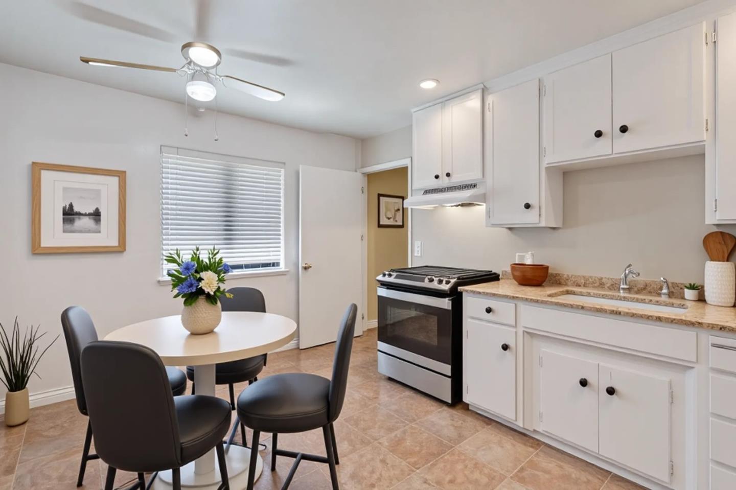 Detail Gallery Image 17 of 49 For 702 W Mc Kinley Ave, Sunnyvale,  CA 94086 - – Beds | – Baths