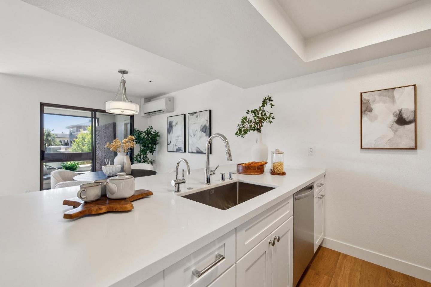 Detail Gallery Image 10 of 30 For 410 Sheridan Ave #UNIT 330,  Palo Alto,  CA 94306 - 1 Beds | 1 Baths