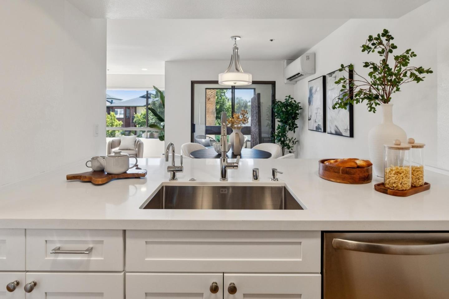 Detail Gallery Image 12 of 30 For 410 Sheridan Ave #UNIT 330,  Palo Alto,  CA 94306 - 1 Beds | 1 Baths