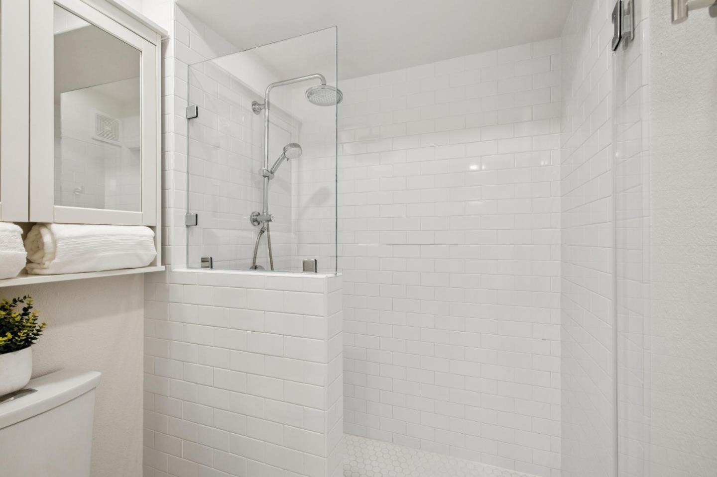 Detail Gallery Image 20 of 30 For 410 Sheridan Ave #UNIT 330,  Palo Alto,  CA 94306 - 1 Beds | 1 Baths