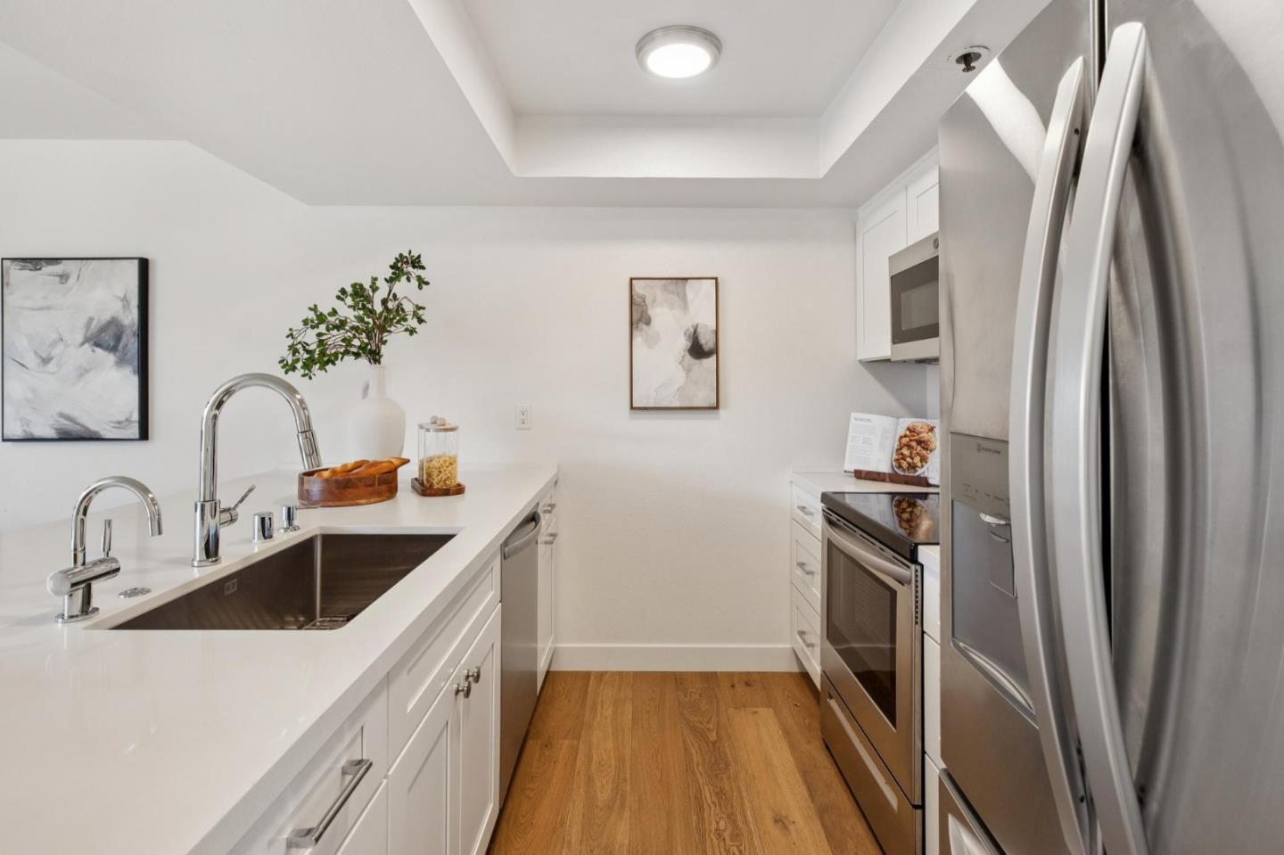 Detail Gallery Image 9 of 30 For 410 Sheridan Ave #UNIT 330,  Palo Alto,  CA 94306 - 1 Beds | 1 Baths