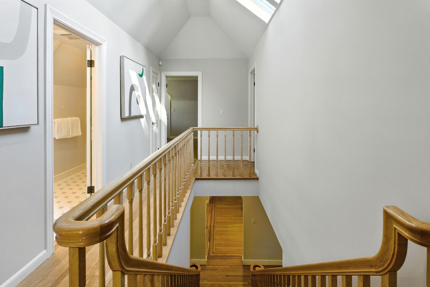 Detail Gallery Image 22 of 33 For 253 Seale Ave, Palo Alto,  CA 94301 - 4 Beds | 2/1 Baths