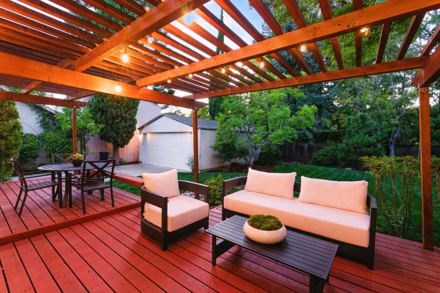 Detail Gallery Image 33 of 33 For 253 Seale Ave, Palo Alto,  CA 94301 - 4 Beds | 2/1 Baths