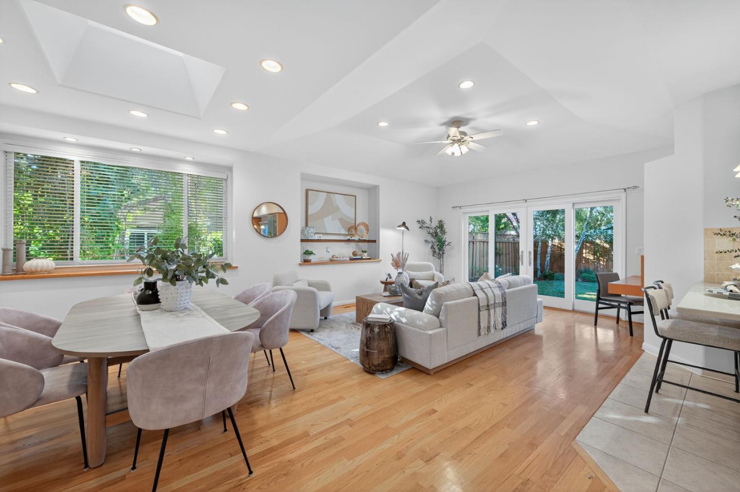 Detail Gallery Image 13 of 58 For 3179 Stockton Pl, Palo Alto,  CA 94303 - 4 Beds | 2/1 Baths