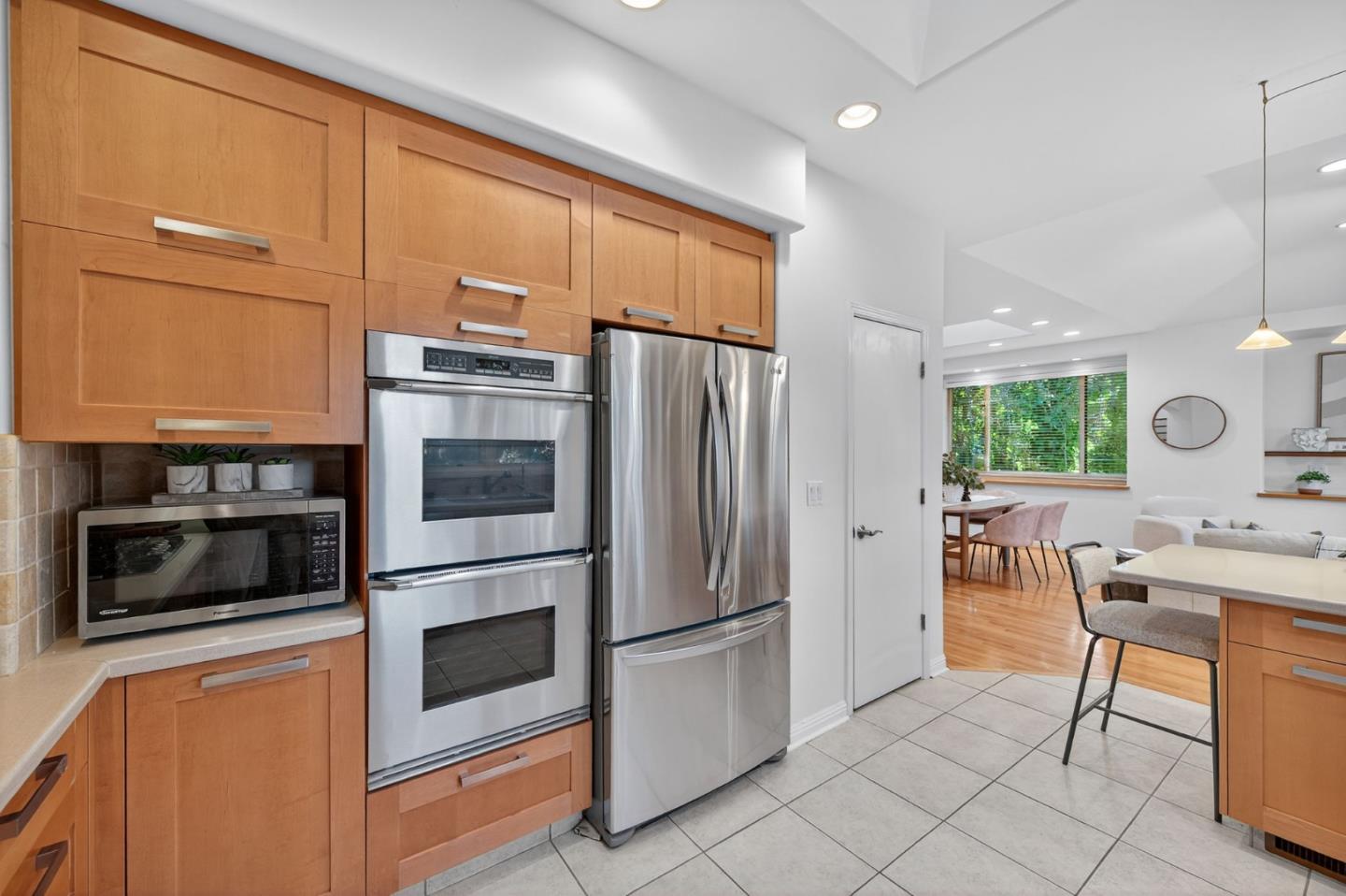 Detail Gallery Image 24 of 58 For 3179 Stockton Pl, Palo Alto,  CA 94303 - 4 Beds | 2/1 Baths