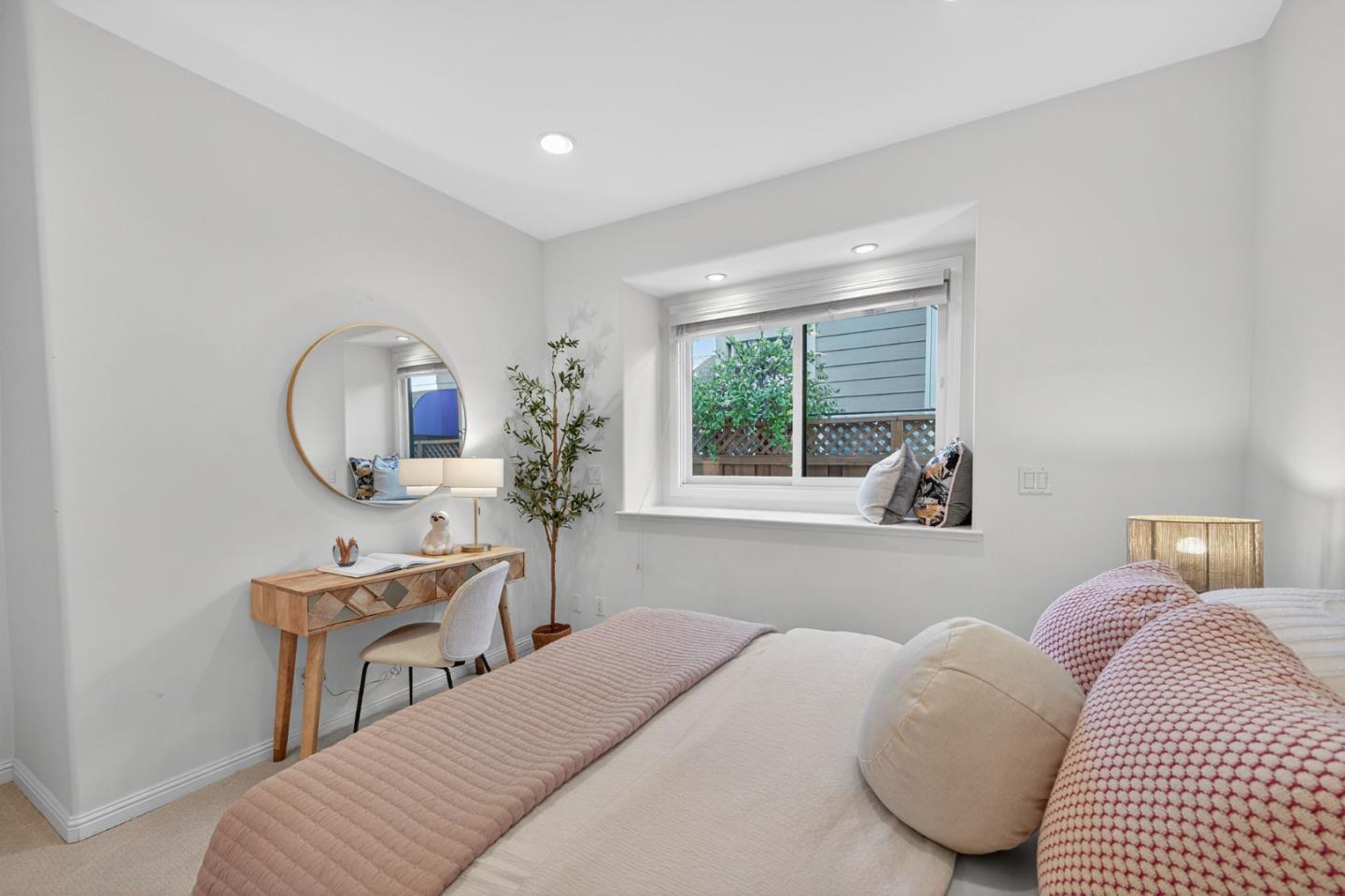 Detail Gallery Image 37 of 58 For 3179 Stockton Pl, Palo Alto,  CA 94303 - 4 Beds | 2/1 Baths