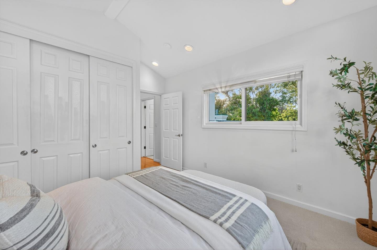 Detail Gallery Image 46 of 58 For 3179 Stockton Pl, Palo Alto,  CA 94303 - 4 Beds | 2/1 Baths