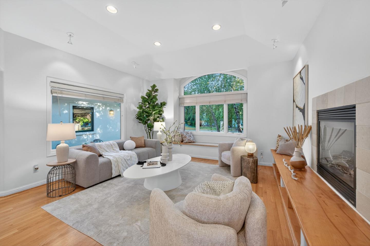Detail Gallery Image 8 of 58 For 3179 Stockton Pl, Palo Alto,  CA 94303 - 4 Beds | 2/1 Baths